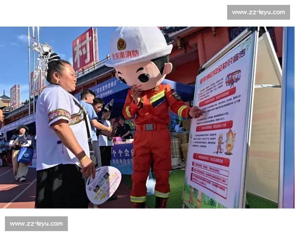 洪水中的生命托举：榕江消防员用身躯筑起 “避风港”