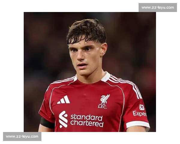 夸安萨体检完成！药厂 3000 万欧签下红军新星，利物浦握 6000 万回购条款